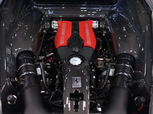 Used 2016 Ferrari 488 GTB RWD image 36