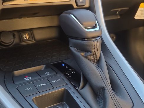 New 2025 Toyota RAV4 XLE Premium image 26