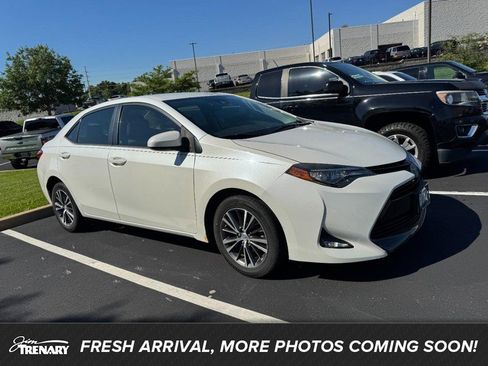 Used 2017 Toyota Corolla LE w/ LE Premium Package FWD image 1