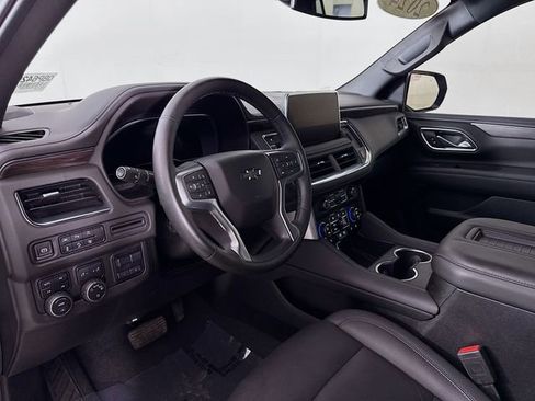 Used 2024 Chevrolet Tahoe Z71 w/ Z71 Off-Road Package AWD/4WD image 11