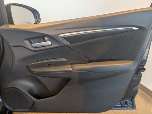 Used 2016 Honda Fit EX image 27