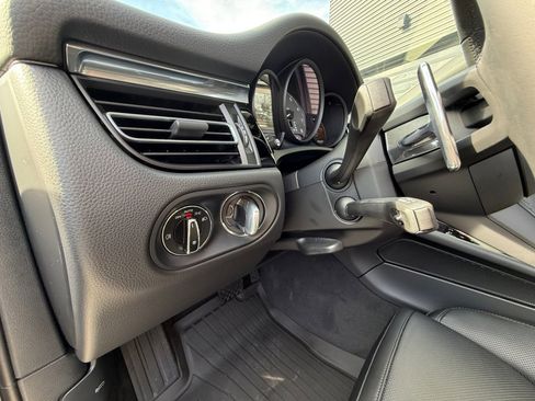 New 2026 Porsche Macan S image 22