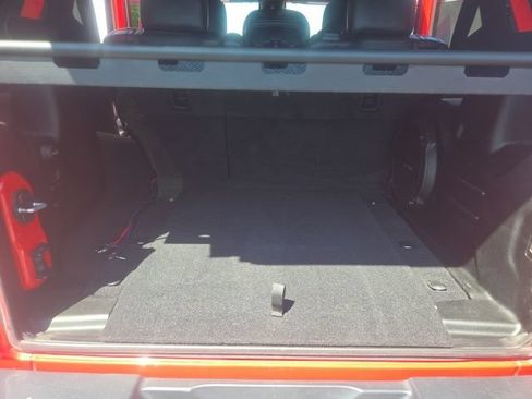 Used 2020 Jeep Wrangler Unlimited Sahara AWD/4WD image 37