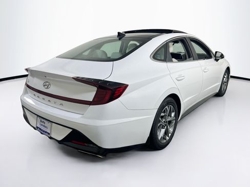 Used 2023 Hyundai Sonata SEL w/ Convenience Package FWD image 5