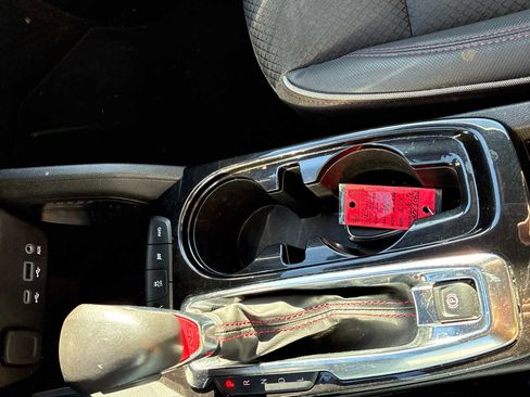 Used 2023 Chevrolet TrailBlazer RS w/ Convenience Package image 20