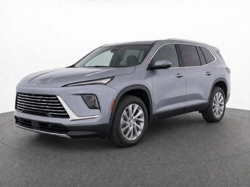 Used 2025 Buick Enclave Preferred FWD image 9