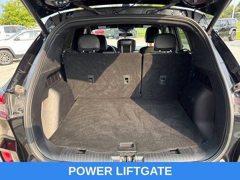 Used 2025 Ford Escape ST-Line Select AWD/4WD image 5