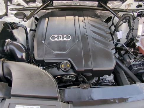 Used 2022 Audi Q5 2.0T Prestige image 25