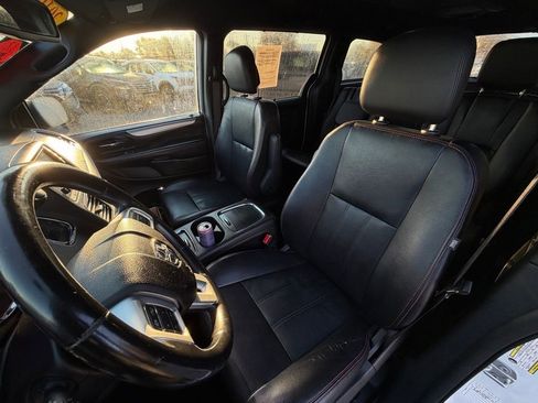 Used 2019 Dodge Grand Caravan GT image 11