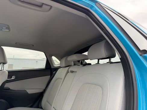 Used 2022 Hyundai Kona SEL w/ Convenience Package image 15