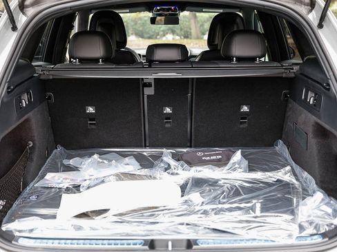 New 2025 Mercedes-Benz GLC 300 GLC 300 image 25