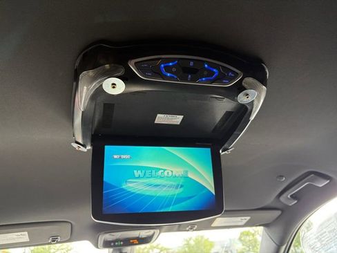 Used 2023 Chevrolet Traverse LT w/ LPO, Cargo Package FWD image 24
