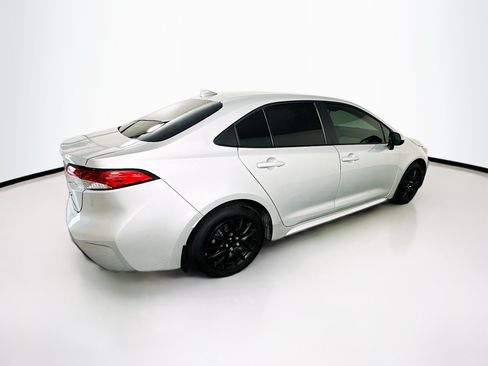 Used 2026 Toyota Corolla LE FWD image 10