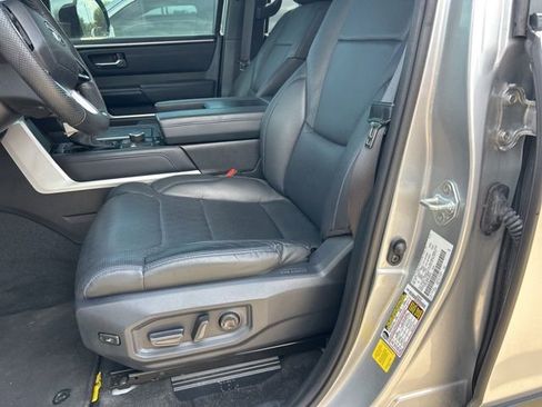 Used 2024 Toyota Tundra Platinum AWD/4WD image 11