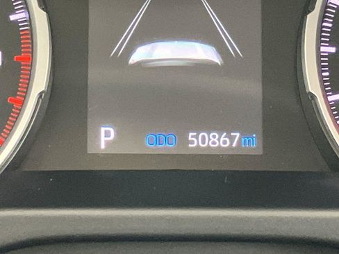 Used 2022 Toyota RAV4 XLE Premium FWD image 20