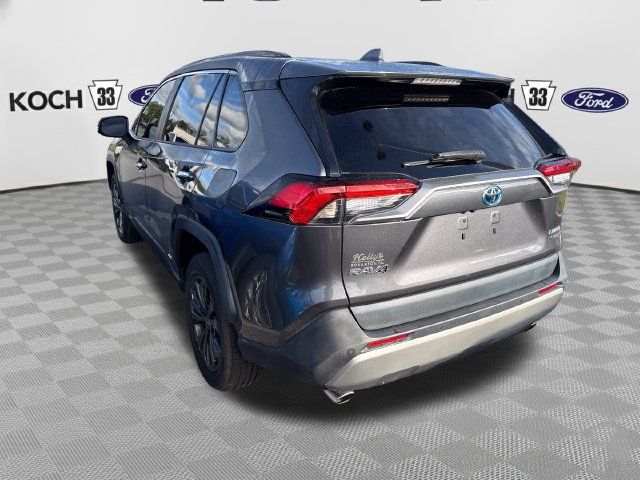 Used 2022 Toyota RAV4 Limited AWD/4WD image 4