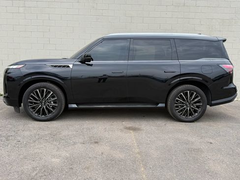 Used 2025 INFINITI QX80 Autograph AWD/4WD image 3