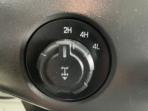 Used 2015 Ford F250 XL w/ Power Equipment Group image 20