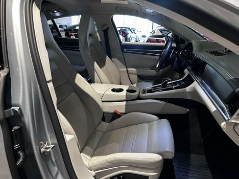 Used 2023 Porsche Panamera image 33