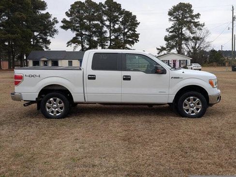 Used 2014 Ford F150 XLT w/ XLT Chrome Package image 2