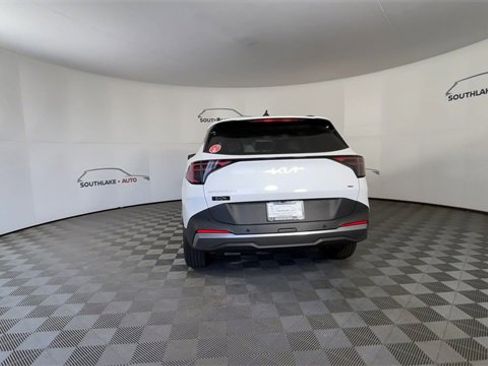 Certified 2026 Kia Sportage EX w/ EX Panorama Roof Package image 7