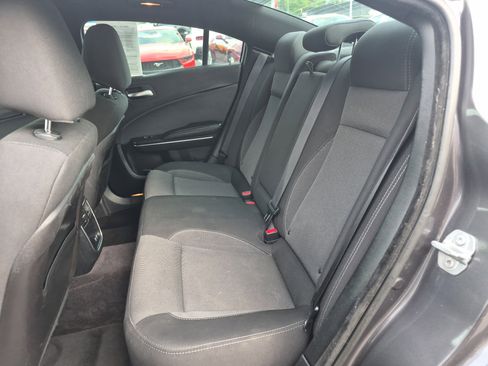 Used 2017 Dodge Charger SE w/ Popular Equipment Group RWD image 14