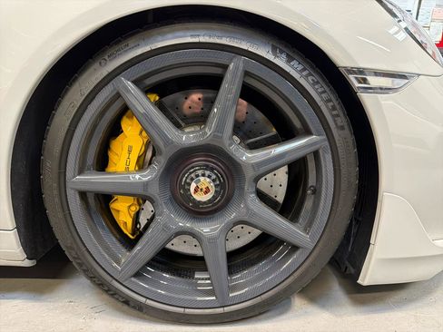 Used 2019 Porsche 911 Turbo S image 15