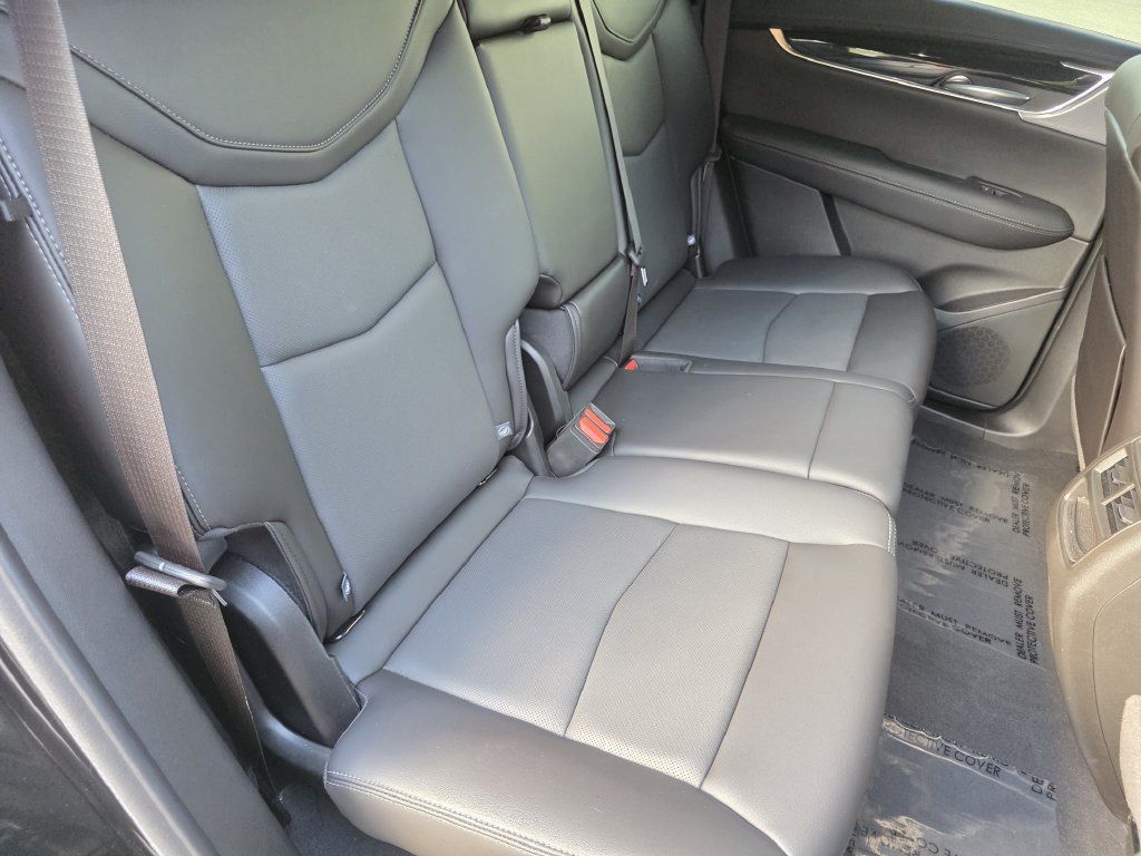 Used 2024 Cadillac XT5 Premium Luxury w/ Technology Package AWD/4WD image 22