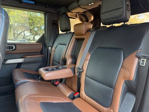 Used 2022 Ford Bronco Outer Banks AWD/4WD image 19