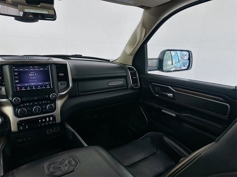 Used 2019 RAM 1500 Laramie image 22