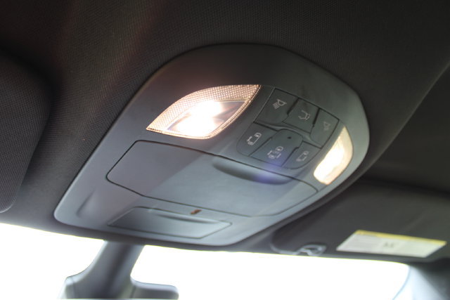 Used 2025 Chrysler Voyager LX FWD image 24