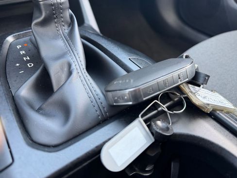 Used 2025 Kia K4 LXS image 23