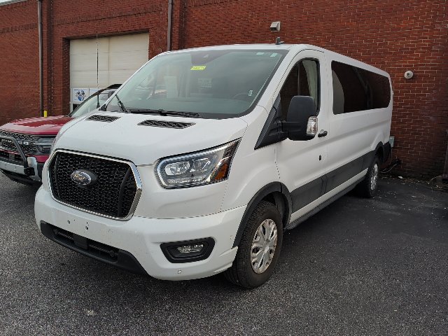 Used 2023 Ford Transit 350 XLT RWD image 2