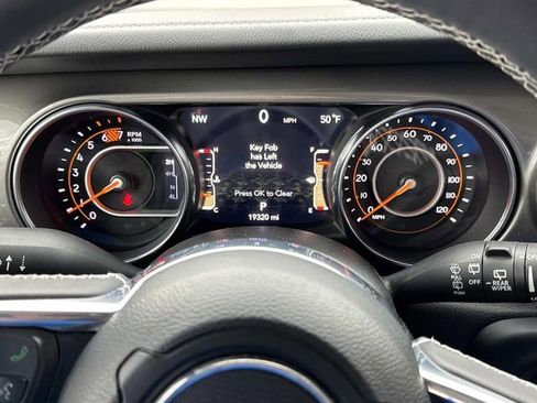 Used 2023 Jeep Wrangler Sahara w/ Cold Weather Group image 34