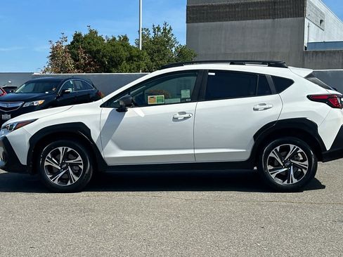 Used 2024 Subaru Crosstrek 2.0i Premium AWD/4WD image 9