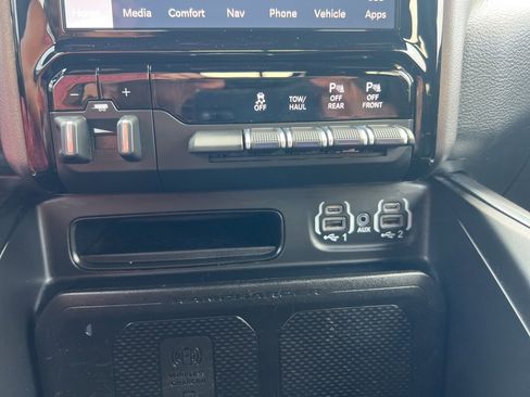 Used 2022 RAM 1500 Laramie image 18