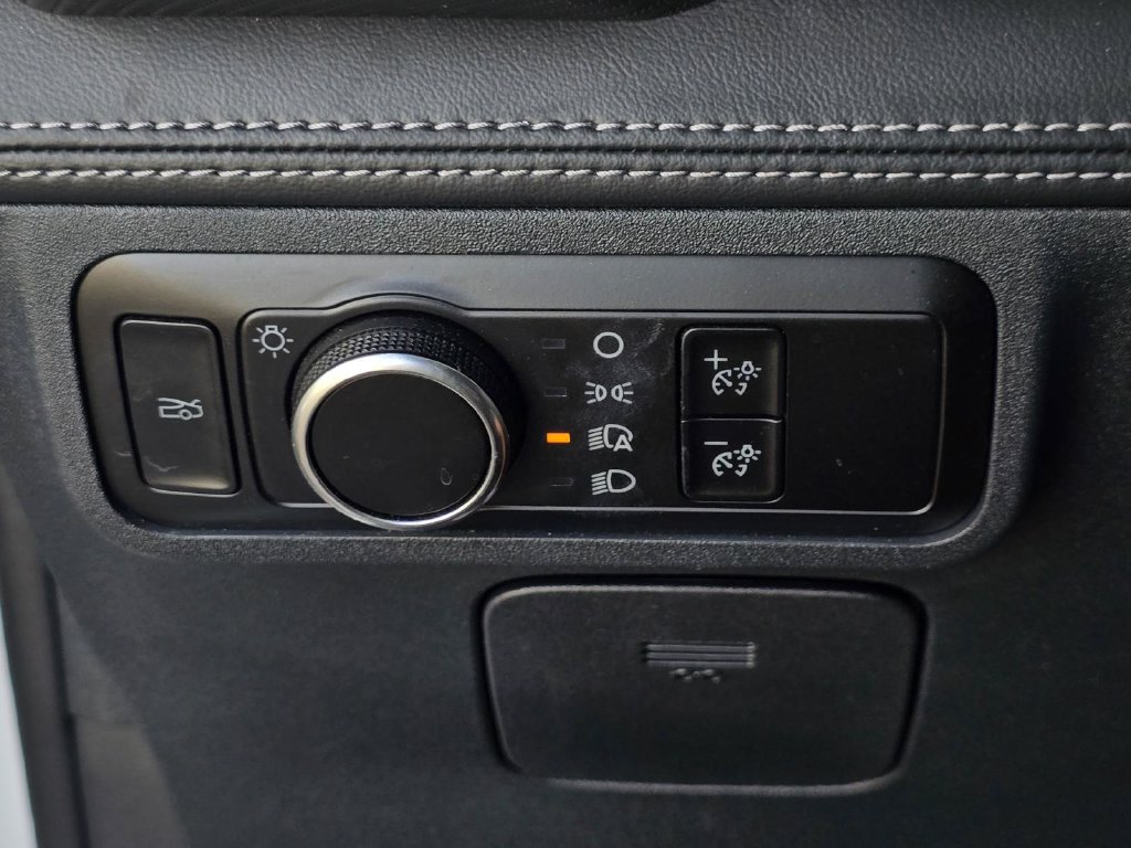 Used 2025 Ford Mustang Premium RWD image 12