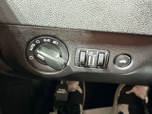 Used 2023 Dodge Charger GT image 18