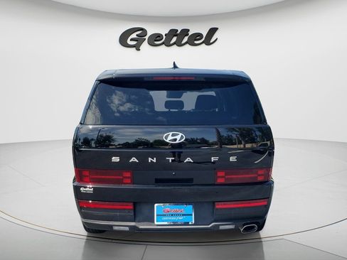 Used 2025 Hyundai Santa Fe SE FWD image 6