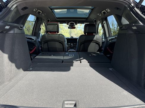 Used 2025 Porsche Macan S image 34