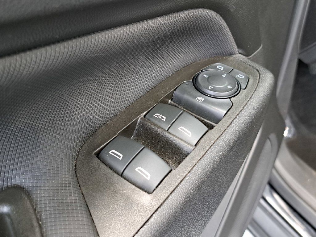 Used 2023 Chevrolet Equinox RS w/ RS Leather Package FWD image 24