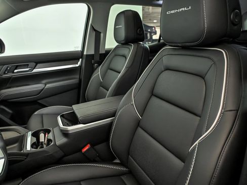 New 2026 GMC Terrain Denali w/ LPO, Floor Liner Package AWD/4WD image 8