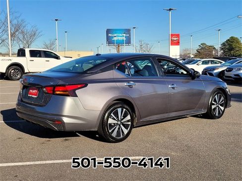 Used 2021 Nissan Altima 2.5 SV image 3