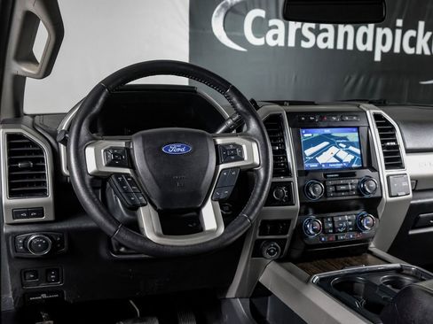 Used 2020 Ford F350 Lariat w/ Lariat Ultimate Package image 15