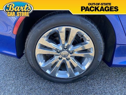 Used 2016 Chrysler 200 Limited image 7