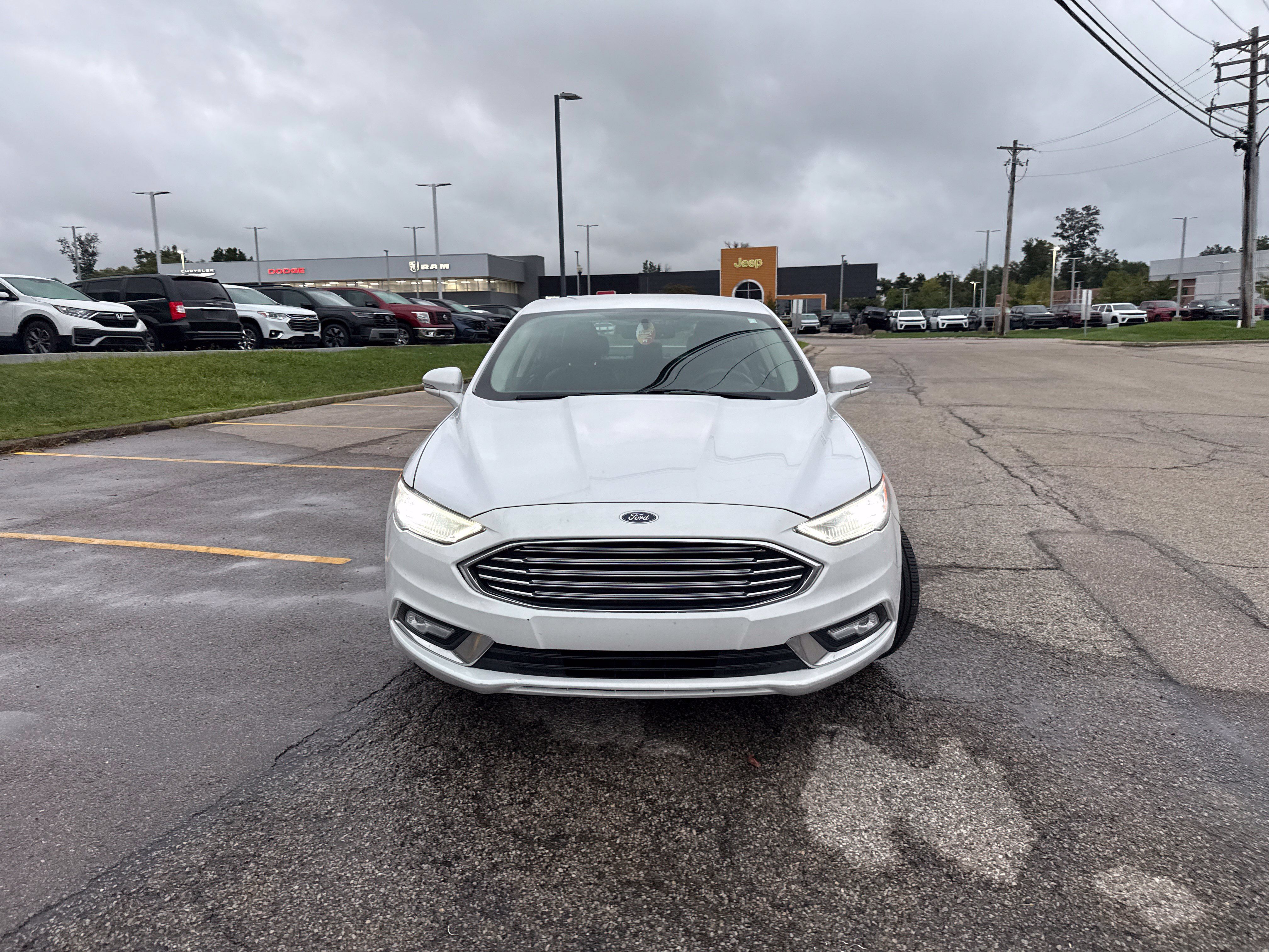 Used 2017 Ford Fusion Titanium FWD image 18