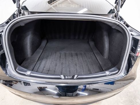 Used 2020 Tesla Model 3 Standard Range Plus image 32