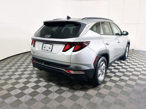 Used 2024 Hyundai Tucson SEL FWD image 3