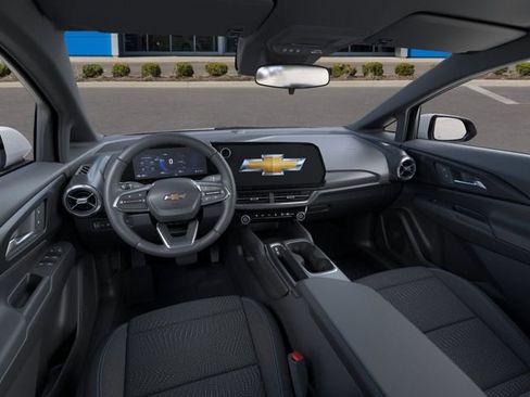 New 2025 Chevrolet Equinox EV LT FWD image 15