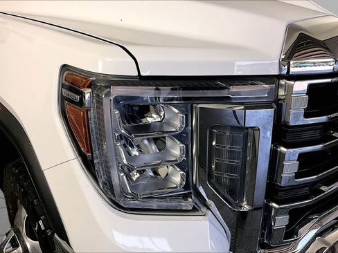 Used 2020 GMC Sierra 3500 SLT AWD/4WD image 26